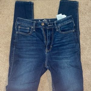 Hollister high waisted skinny jeans